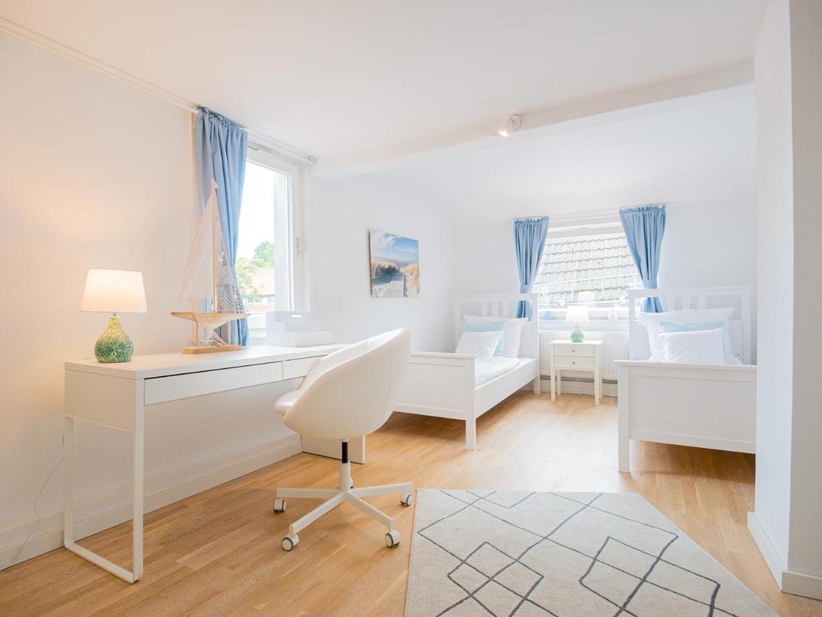 EUPHORAS - Haus mit 4 Schlafzimmern und Hinterhof Bad Salzdetfurth Exterior foto